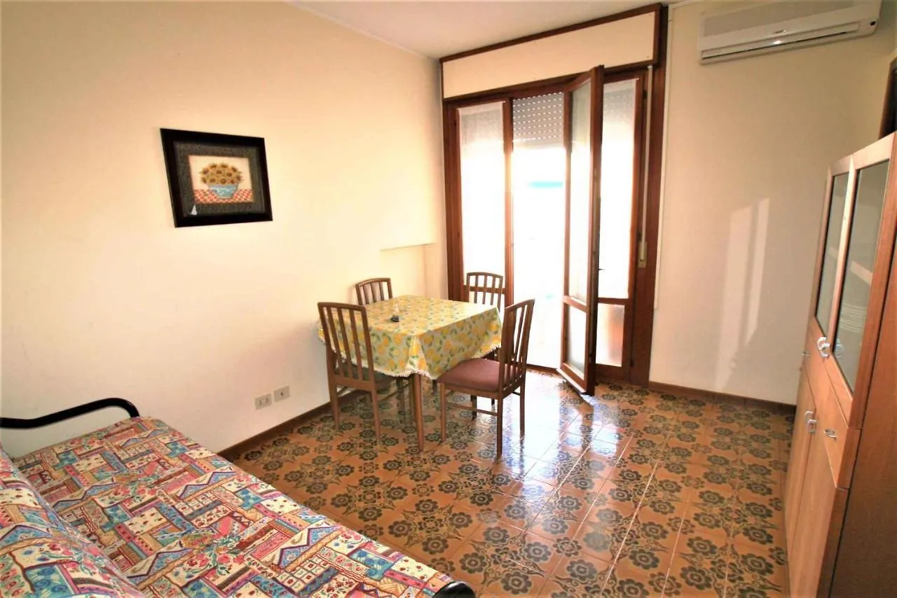 Apartments In Lido Di Jesolo 25354